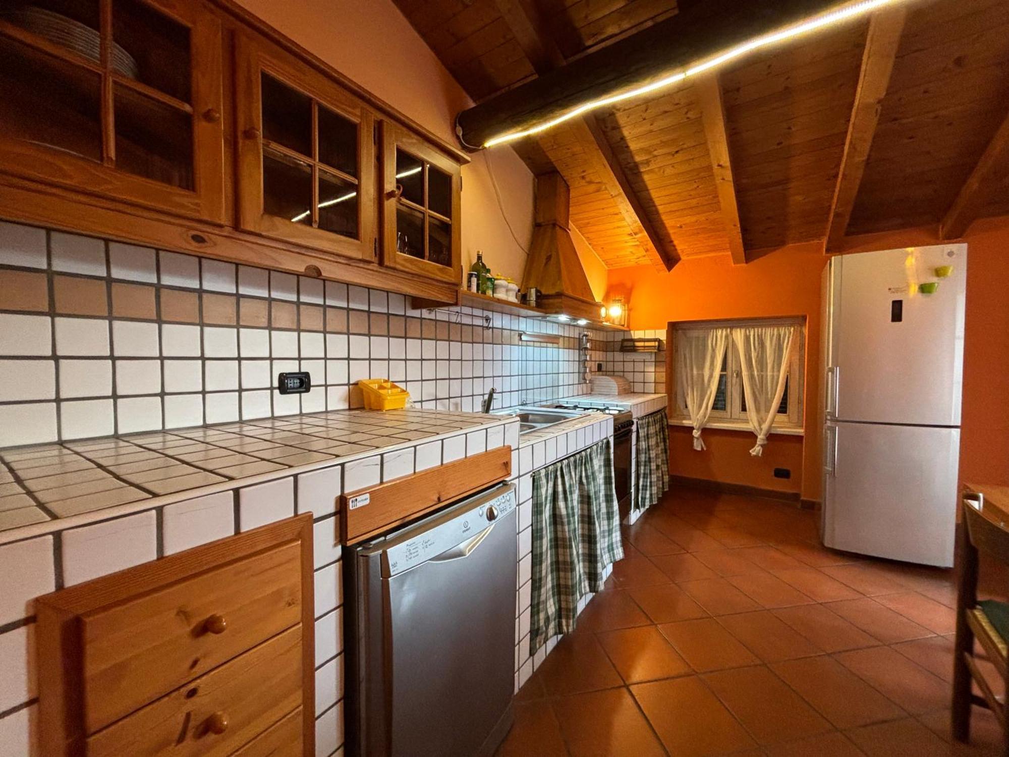 Apartment With Garden And Bbq Gravedona - Larihome A46 Консильо-ди-Румо Экстерьер фото