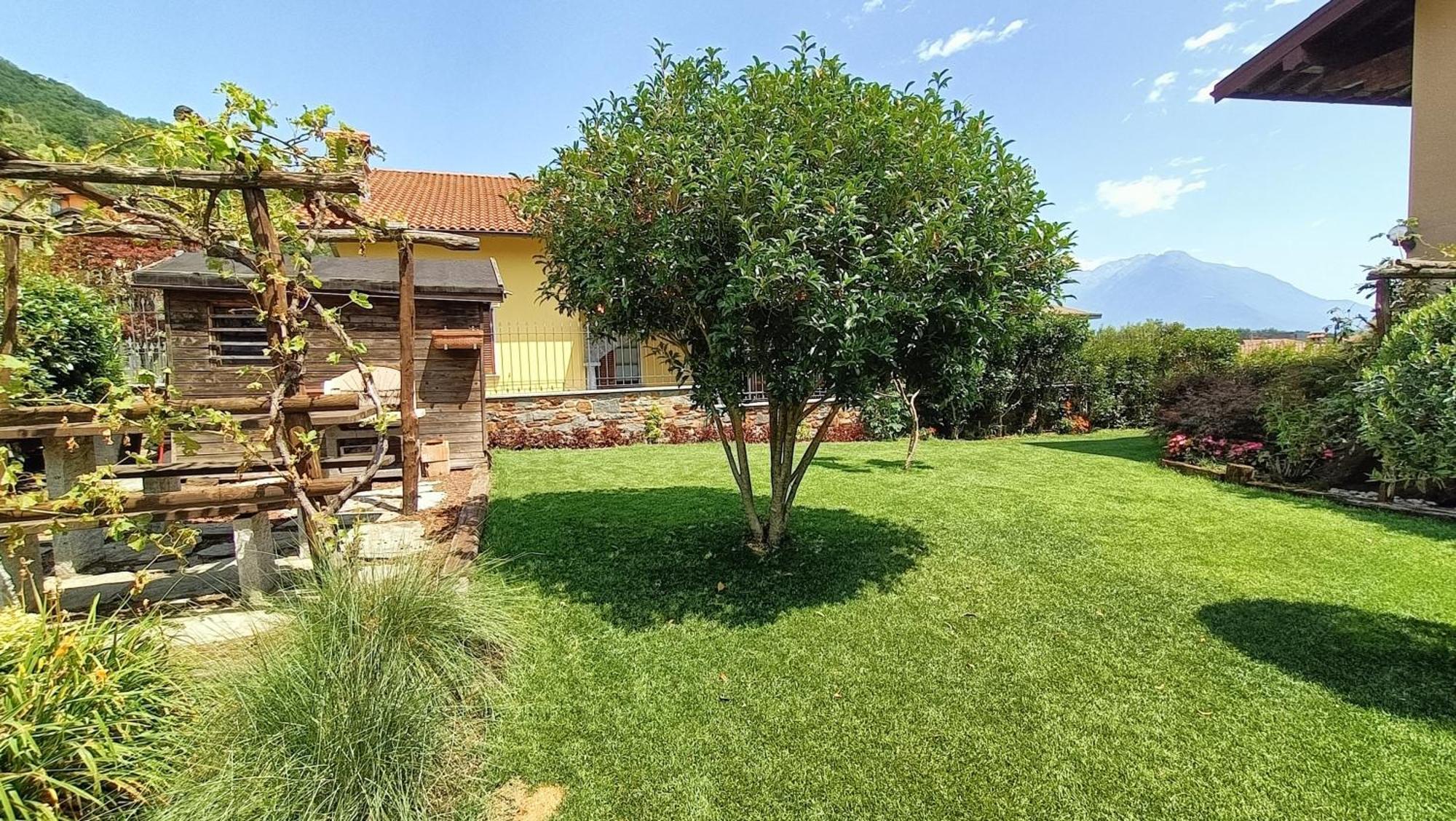 Apartment With Garden And Bbq Gravedona - Larihome A46 Консильо-ди-Румо Экстерьер фото